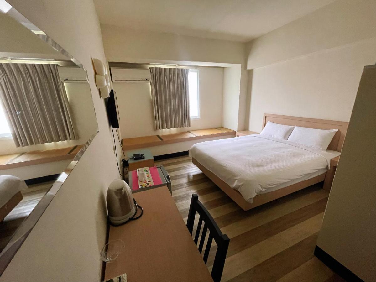 Hwa Hong Hotel Kaohsiung Zewnętrze zdjęcie