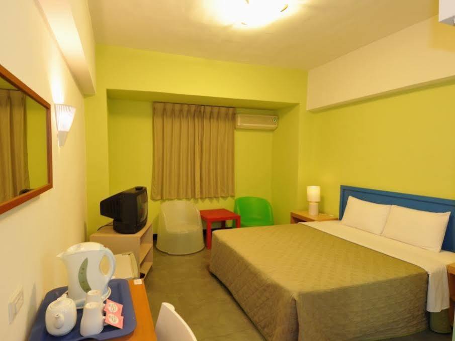 Hwa Hong Hotel Kaohsiung Zewnętrze zdjęcie